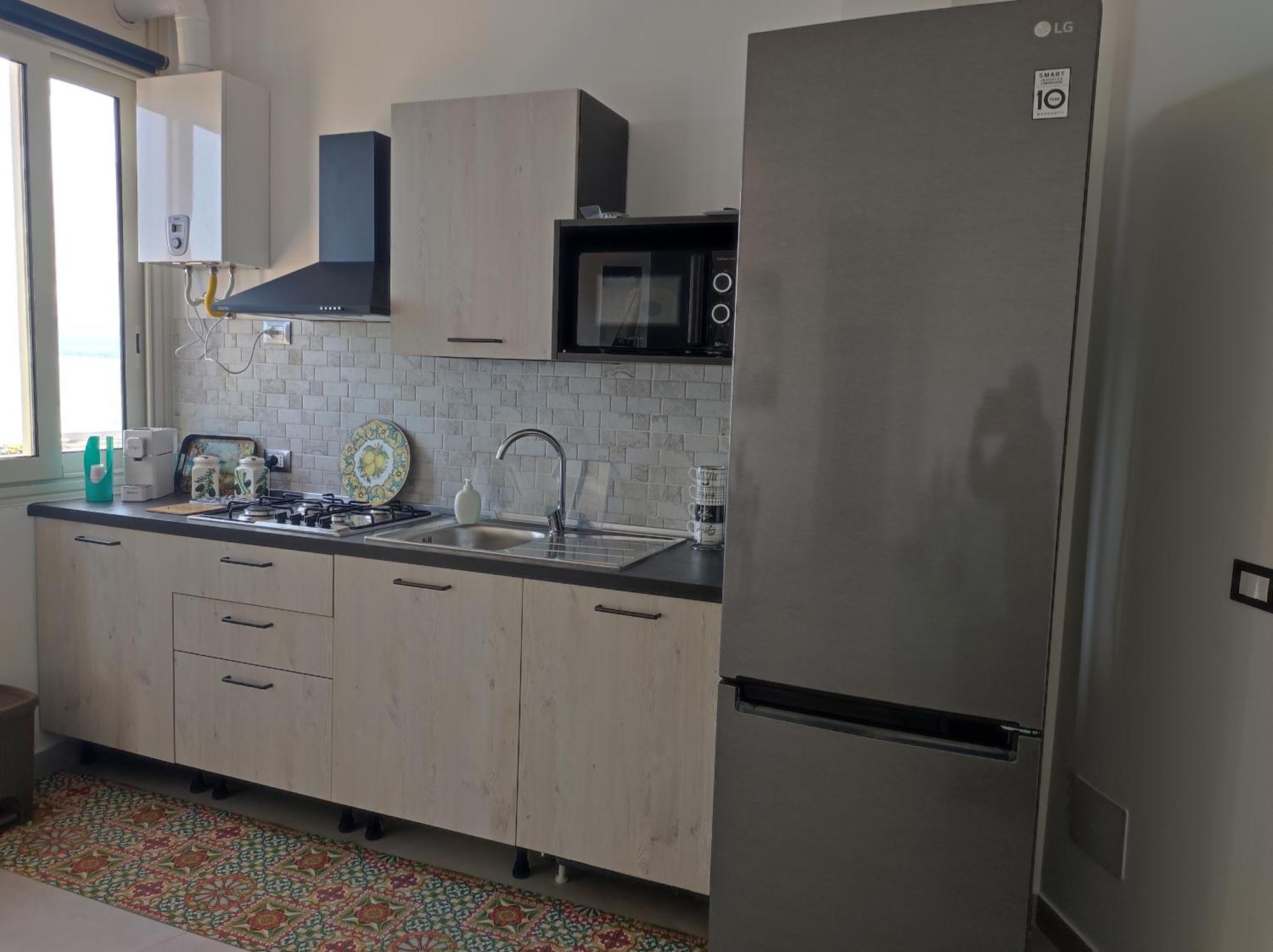Rineddahouse Arenella - Vista Mare Panoramica A Palermo Con Parcheggio Privato 아파트 외부 사진