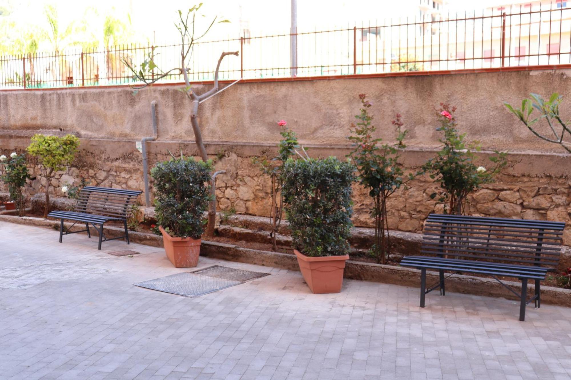 Rineddahouse Arenella - Vista Mare Panoramica A Palermo Con Parcheggio Privato 아파트 외부 사진